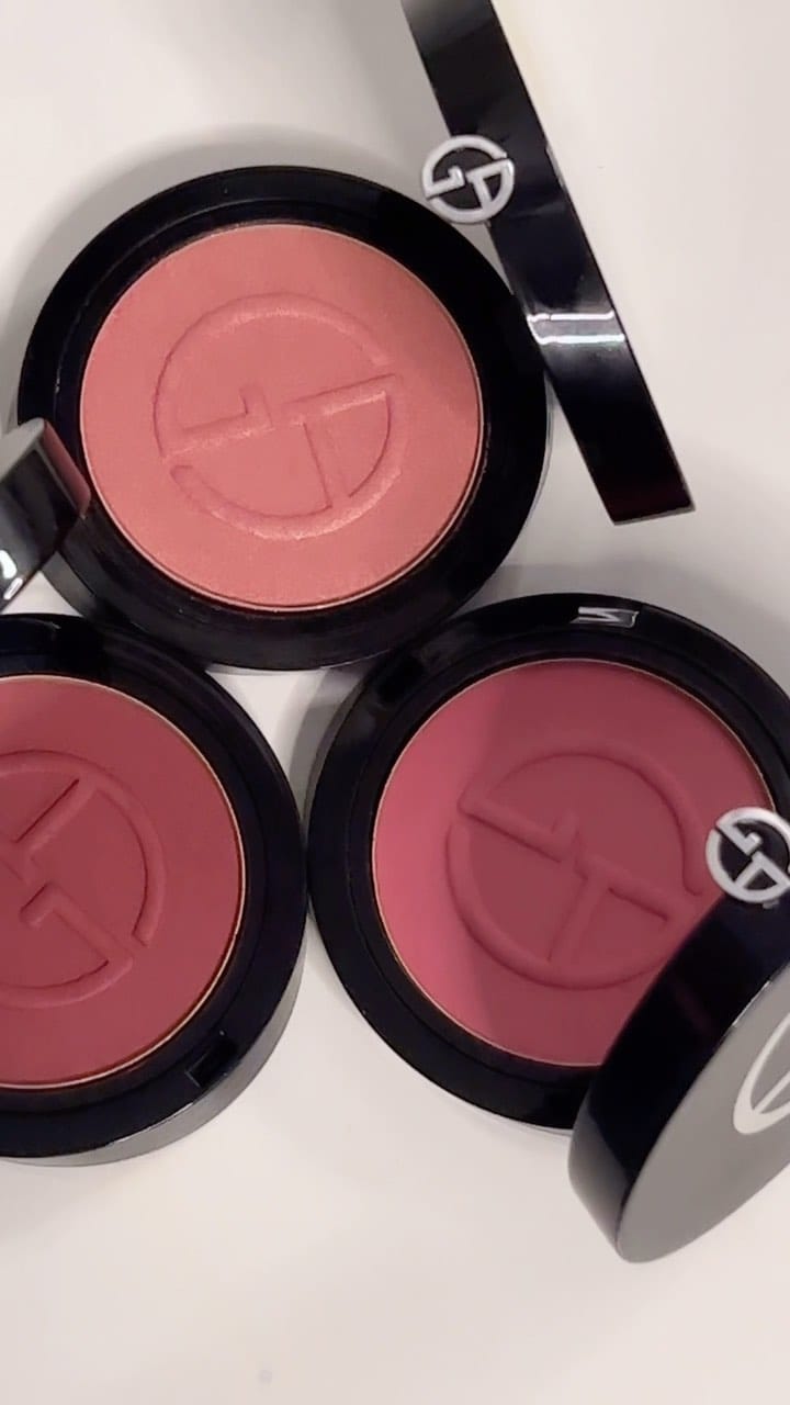 Post 6 by Rachel Parra | Beauty + Skincare + Product Photographer on Instagram (video)