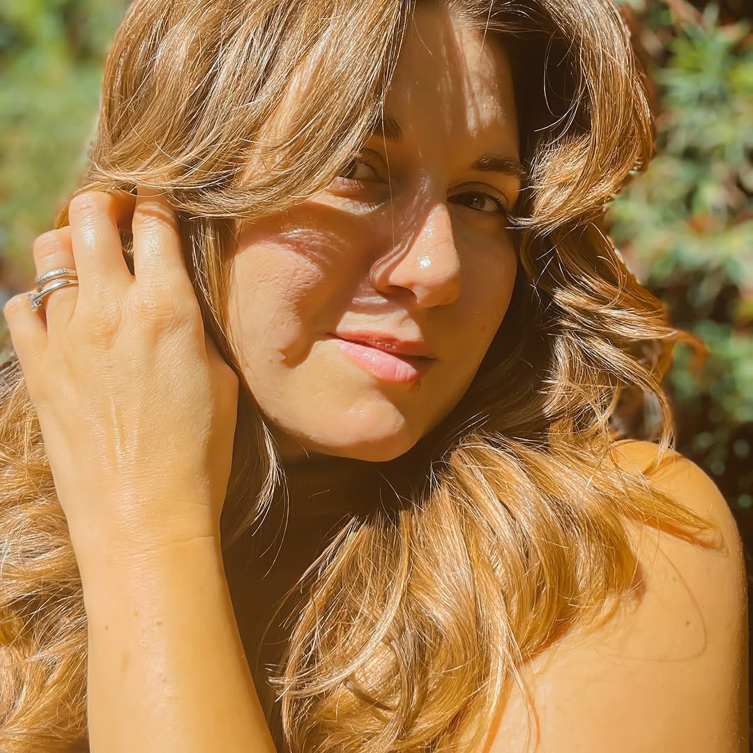 Post 1 by Rachel Parra | Beauty + Skincare + Product Photographer on Instagram (carousel)