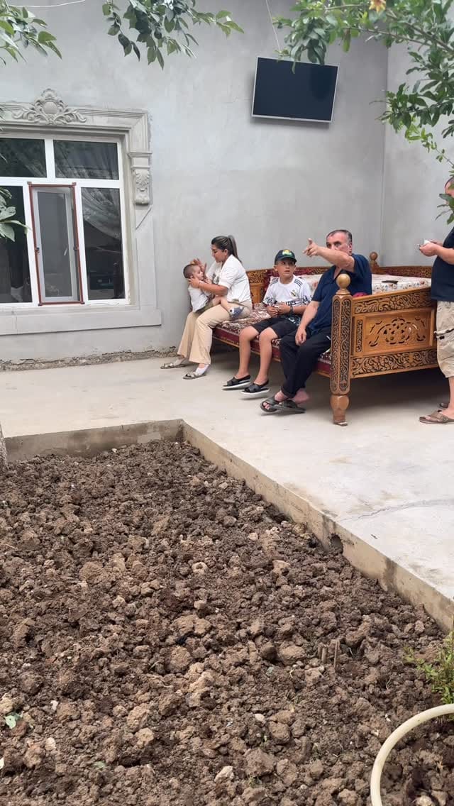 Post 7 by Kamola Alieva on Instagram (video)