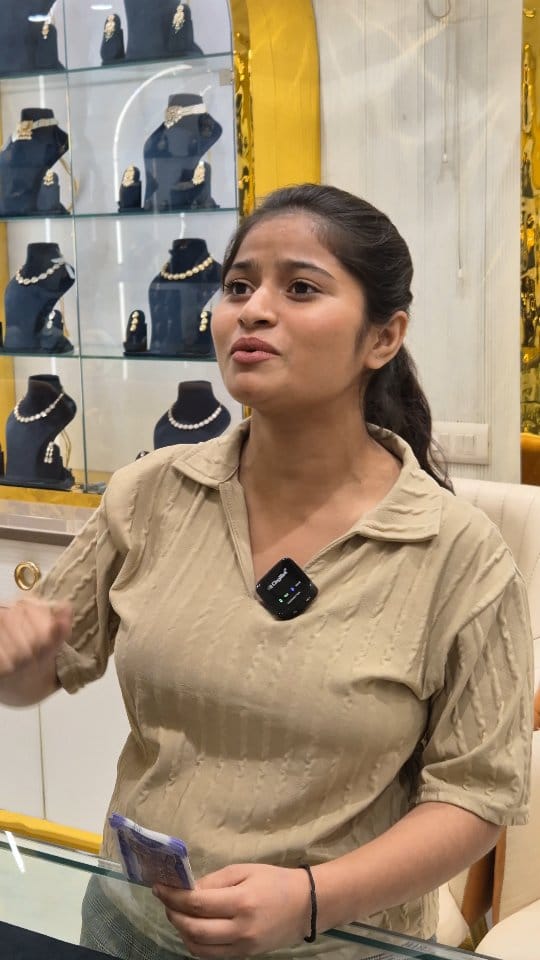 Post 6 by Anmol jewellers on Instagram (video)