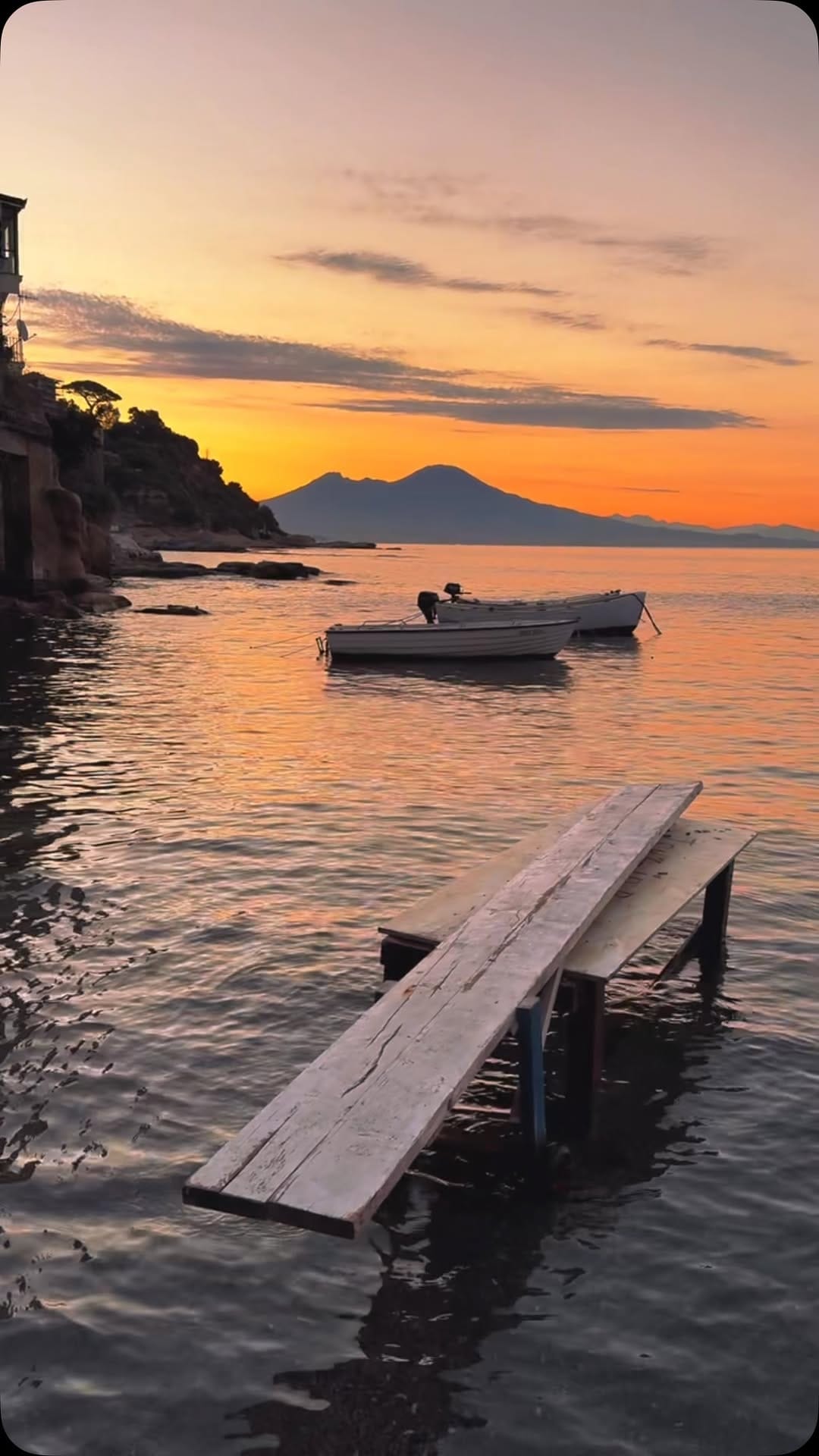 Post 4 by Napoli | Giuliano Guariglia on Instagram (video)
