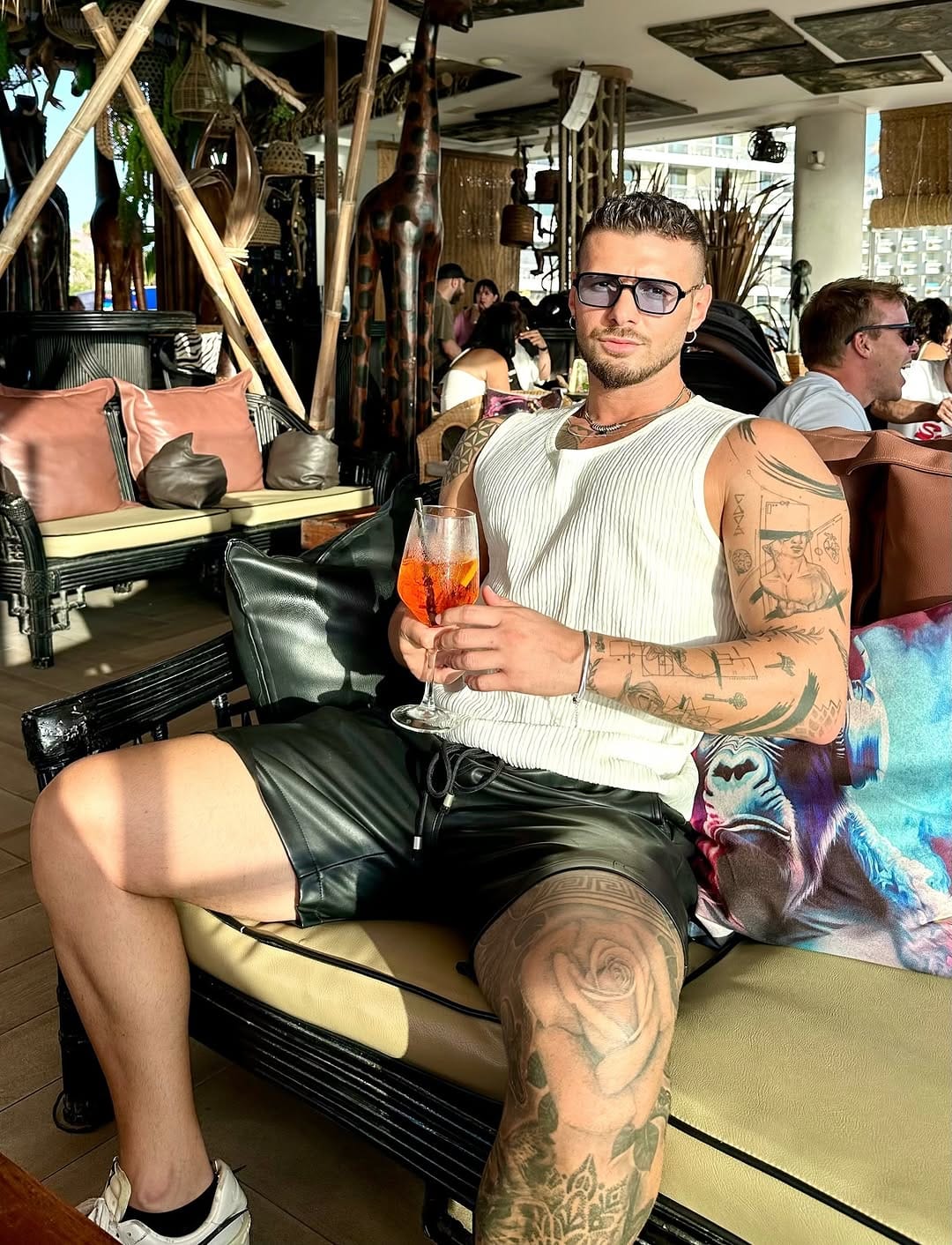 Post 8 by Antonio Diurno on Instagram (carousel)