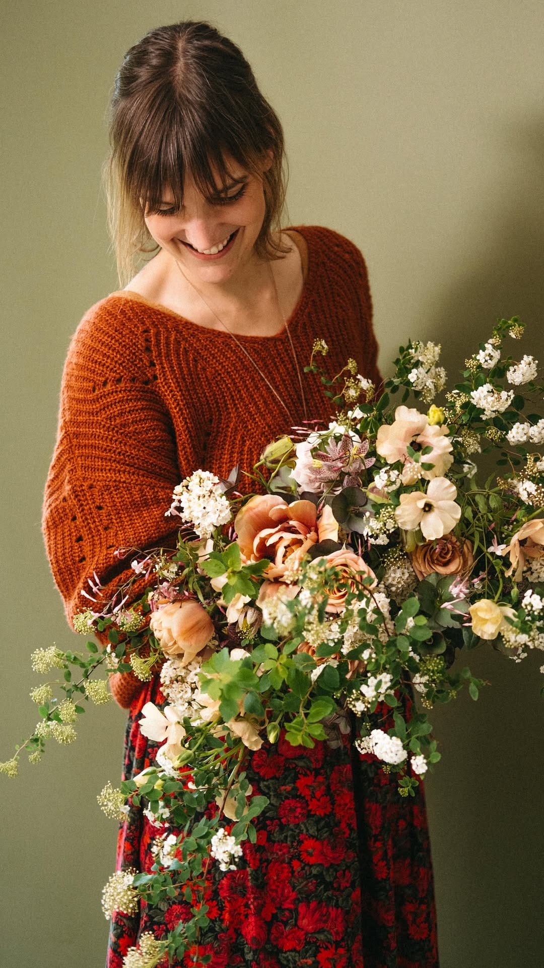 Post 10 by Anne • Floral Artist • Educator on Instagram (video)