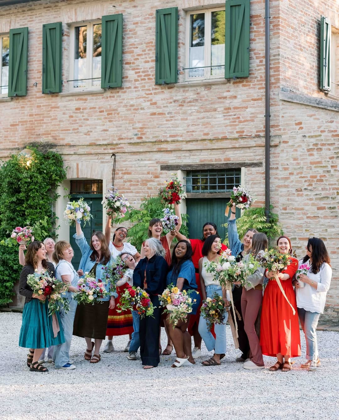 Post 2 by Anne • Floral Artist • Educator on Instagram (carousel)