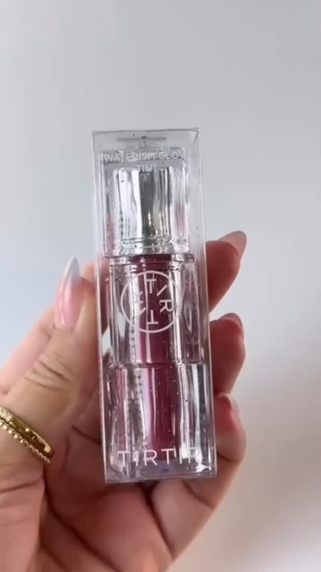 Post 6 by Anam Chaudhary on Instagram (video)