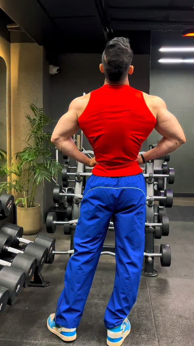 Post 2 by V I JA Y    VA T S on Instagram (video)