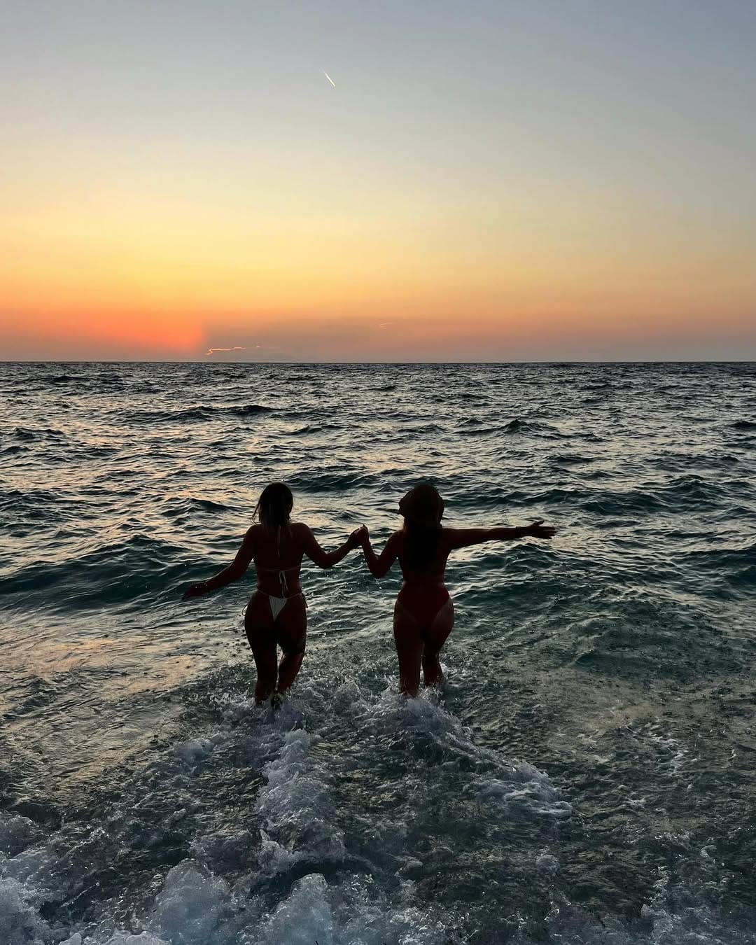 Post 7 by Irina Ciuntu on Instagram (image)
