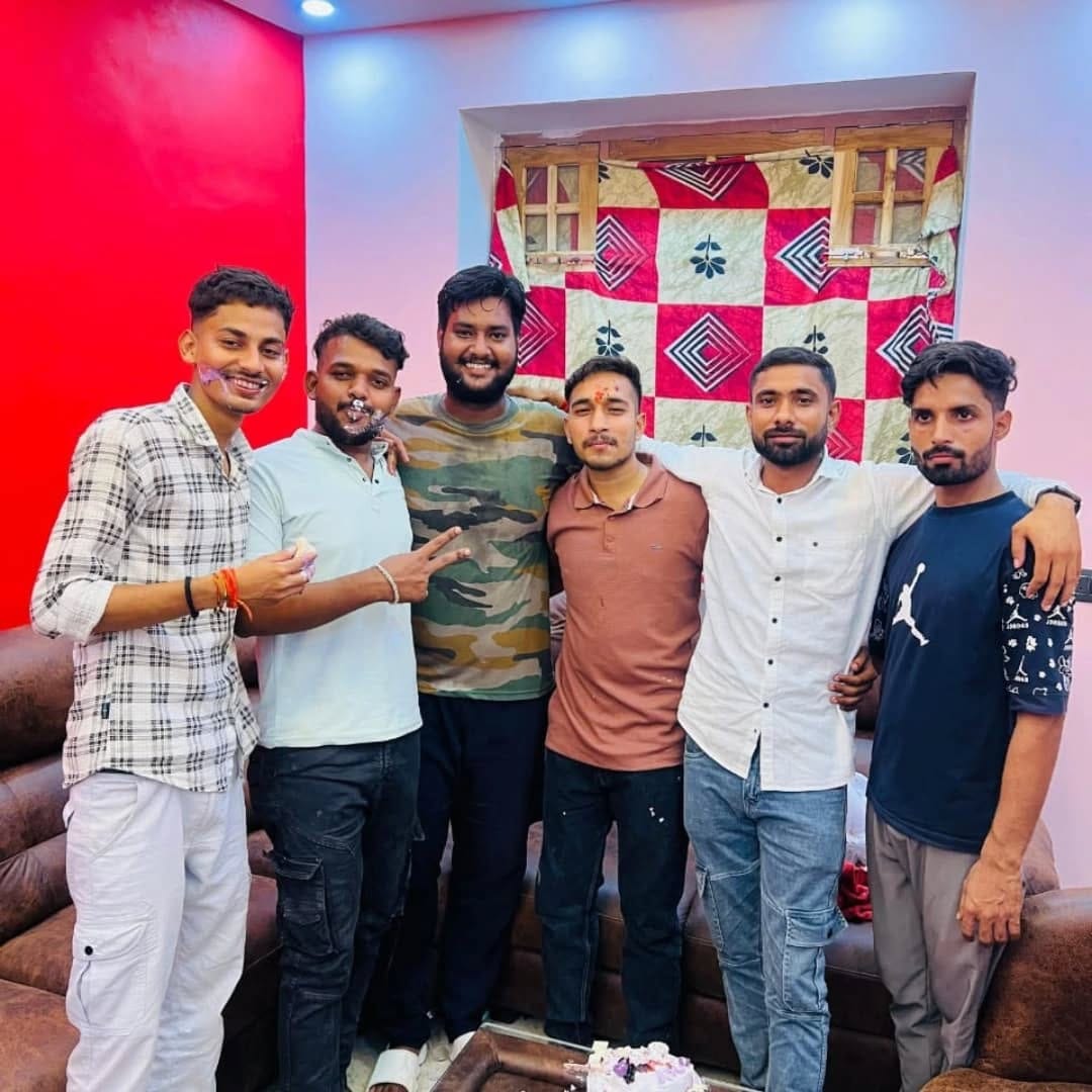 Post 5 by ♠Varun_[YADU1C]♠🇮🇳🔷 on Instagram (carousel)