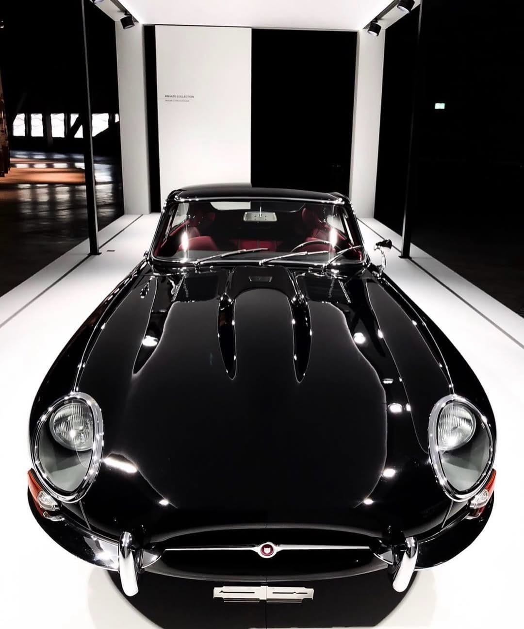 Post 1 by Vintagecardreams on Instagram (image)
