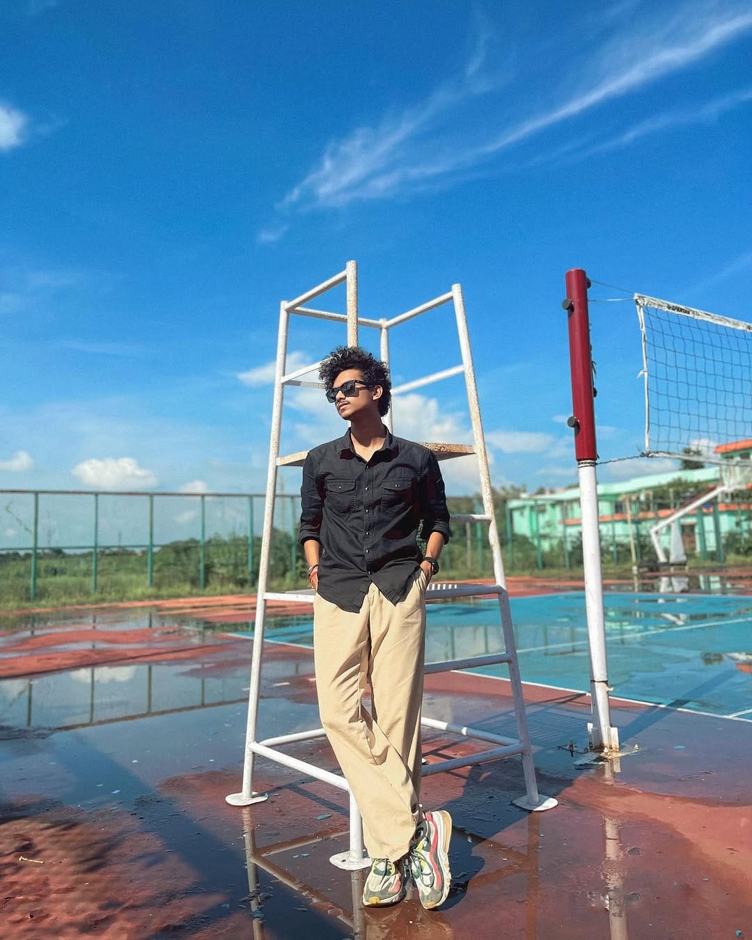 Post 6 by Navajeet on Instagram (carousel)