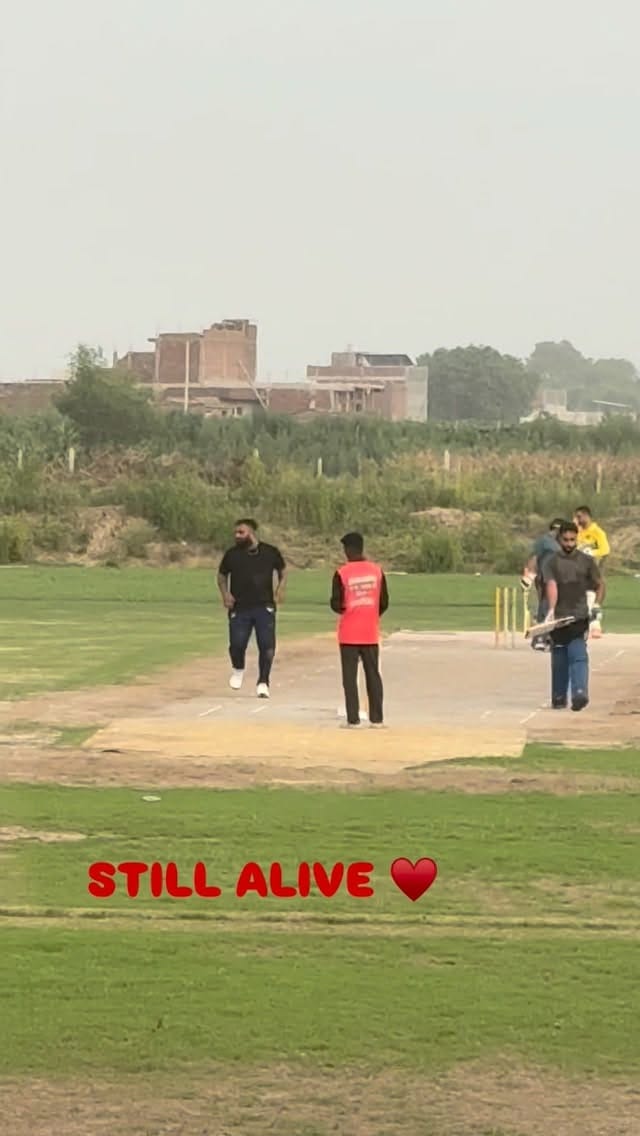 Post 3 by Aman Saxena on Instagram (video)