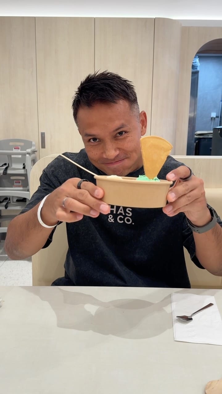 Post 4 by Hassan Sunny on Instagram (video)