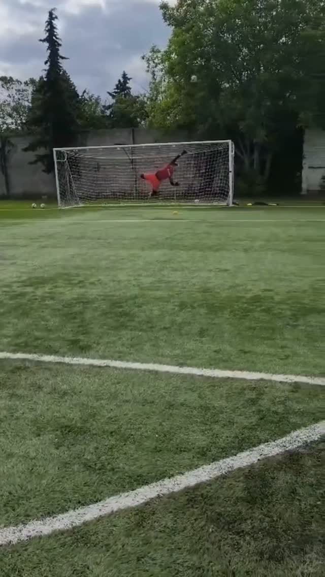 Post 5 by Mixalis Iliadis on Instagram (video)