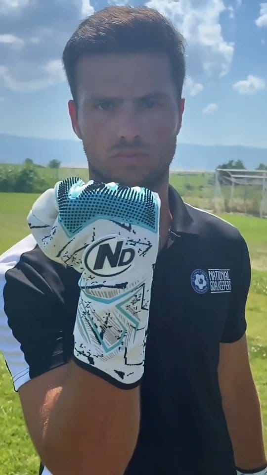 Post 7 by Mixalis Iliadis on Instagram (video)