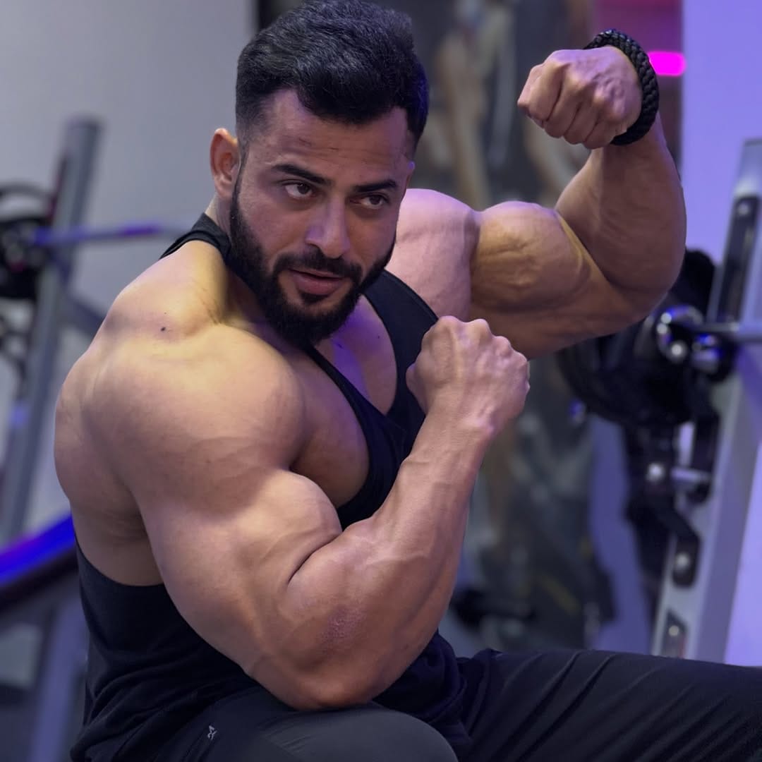 Post 4 by Abdullah Choudhari on Instagram (image)