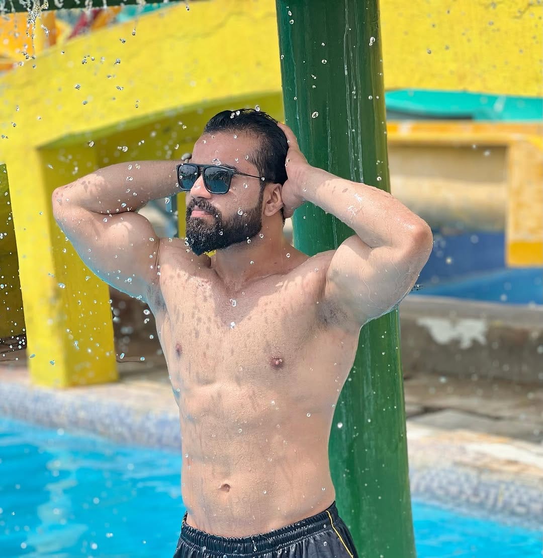Post 8 by Aditya Sharma on Instagram (carousel)