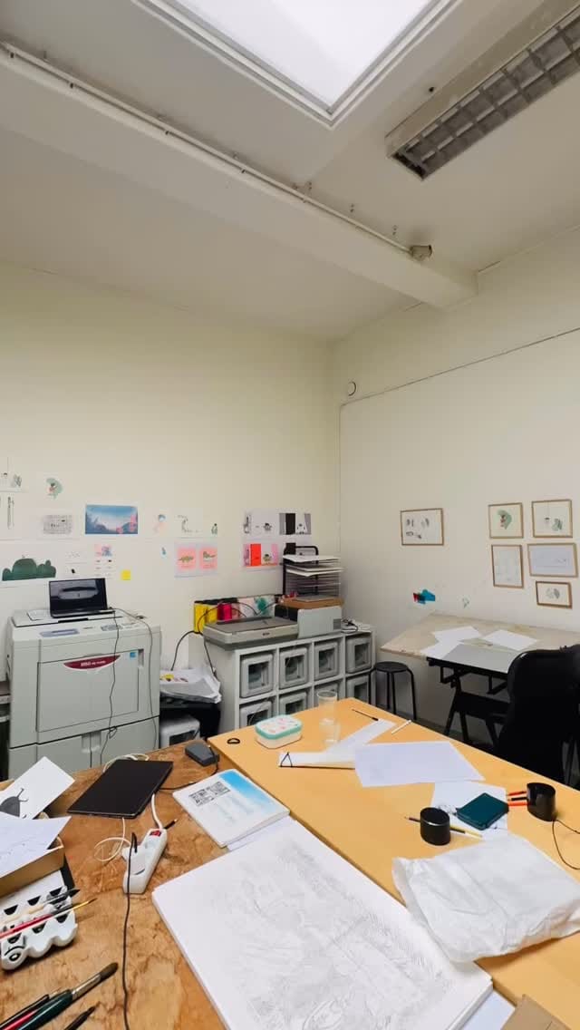 Post 1 by Eva Eland on Instagram (video)