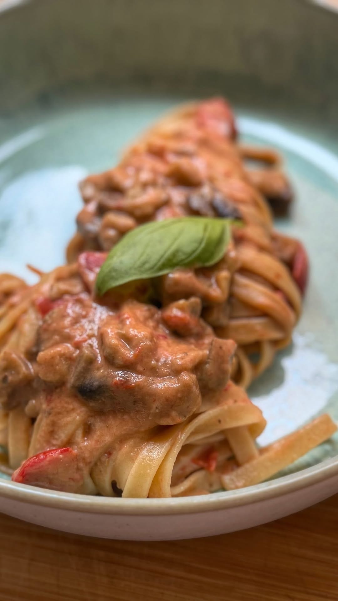 Post 4 by Ileniaguarn | Food Content Creator on Instagram (video)
