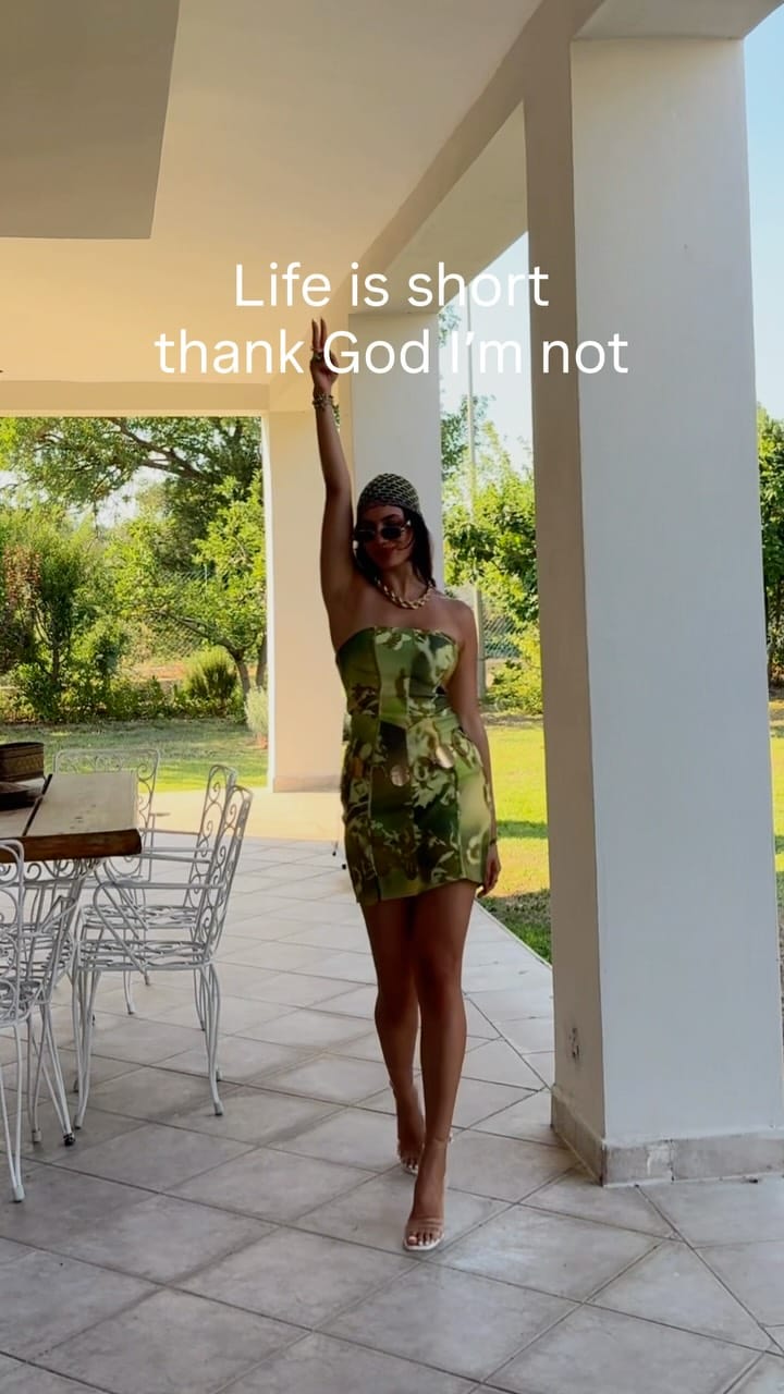 Post 5 by Zeynep Tokgözlü on Instagram (video)