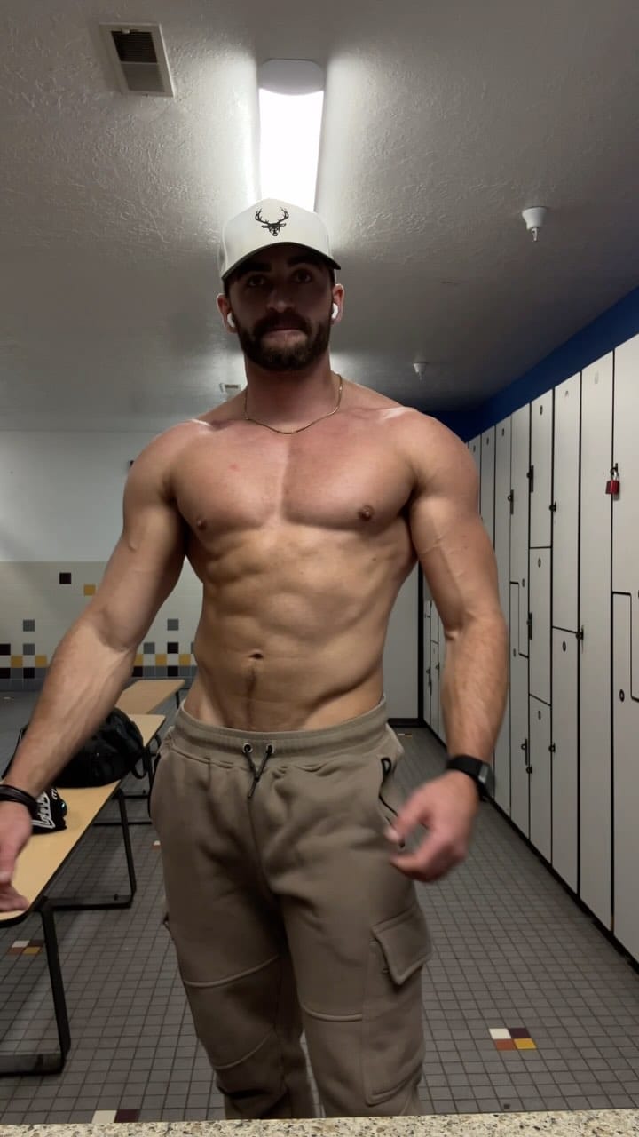 Post 9 by Ammon Hanks on Instagram (video)