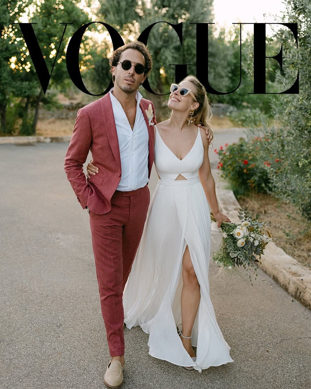 Post 9 by Beatrice de Guigne | Wedding Photographer on Instagram (carousel)
