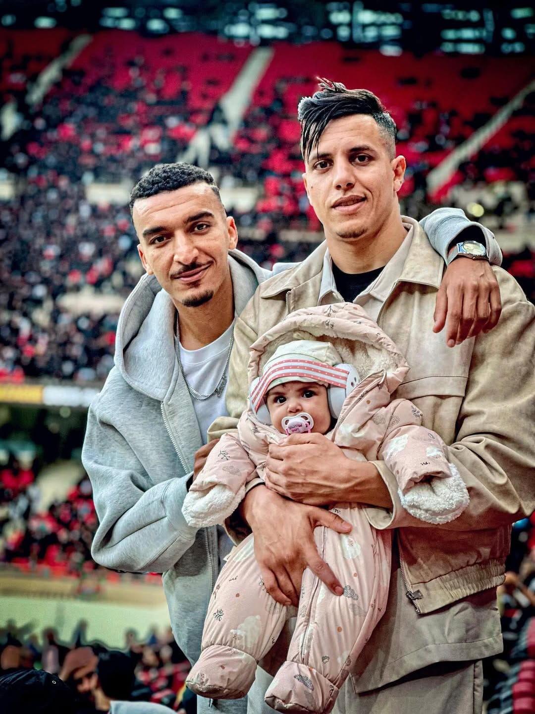 Post 3 by Ayoub El Khayati on Instagram (carousel)