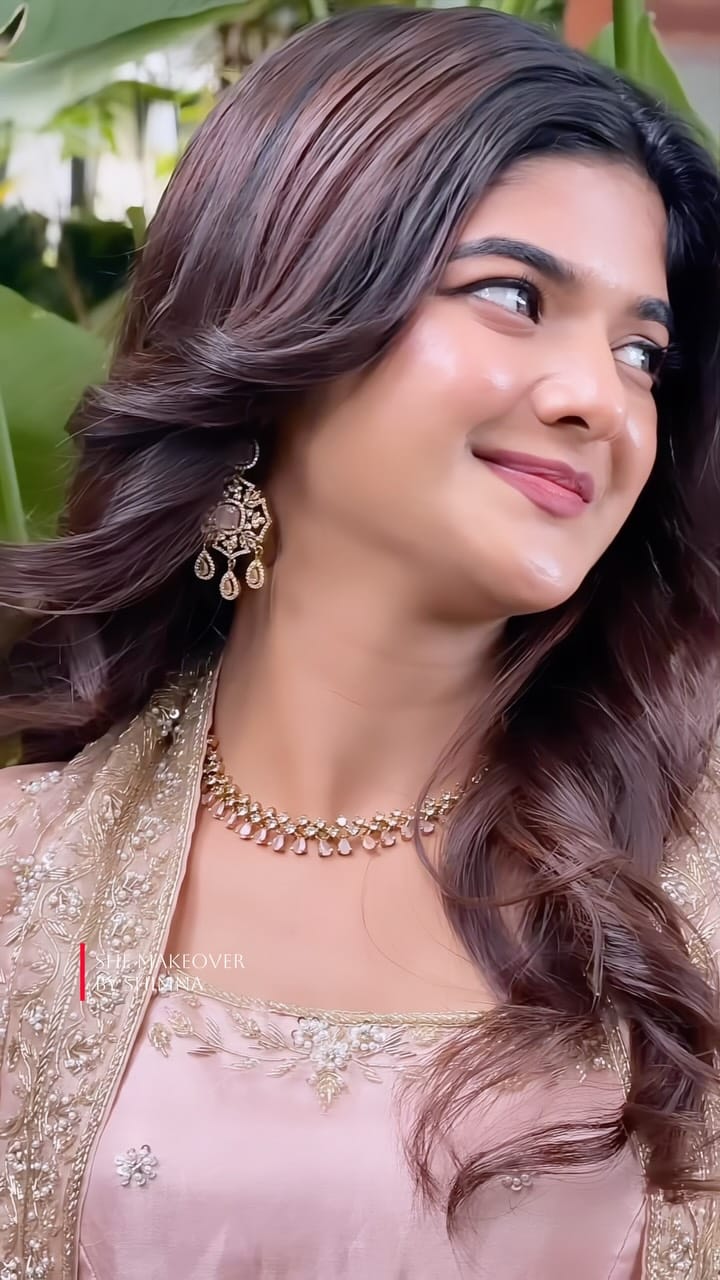 Post 5 by Rental Jewellery kochi on Instagram (video)