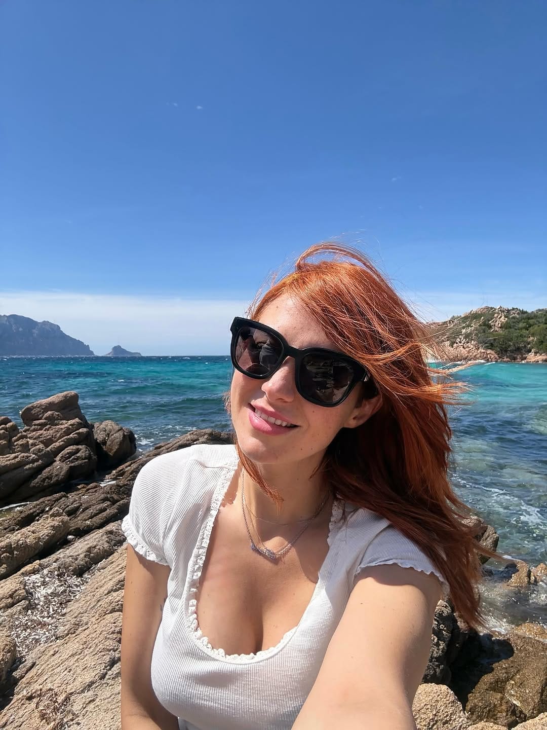 Post 4 by 🌺𝐽𝑜ℎ𝑎𝑛𝑛𝑎🌺 on Instagram (image)