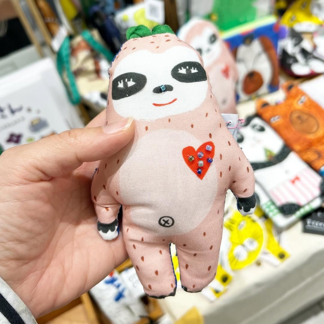 Post 8 by Kanako Kamiya on Instagram (carousel)
