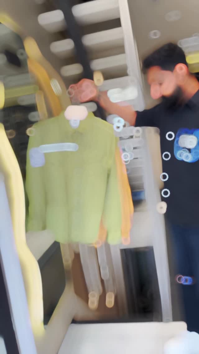 Post 6 by 🆂🆆🅰🅶 🅱🅾🆄🆃🅸🆀🆄🅴 on Instagram (video)