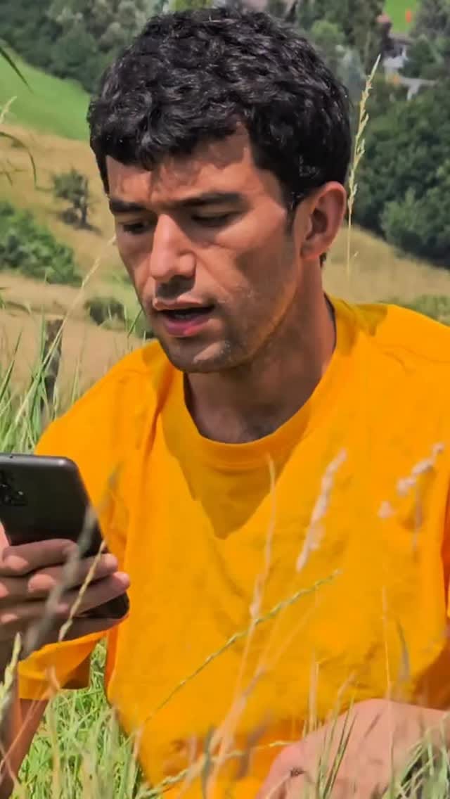 Post 2 by خُرم on Instagram (video)