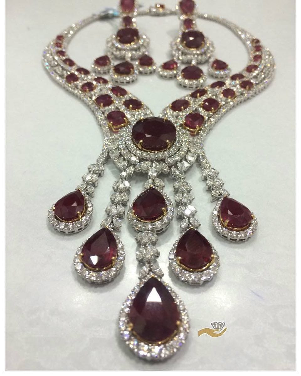 Post 9 by Eternal Jewels Mumbai on Instagram (image)