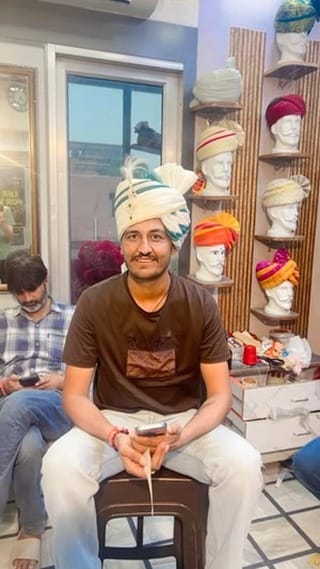 Post 1 by Prabhu Sarswat on Instagram (video)