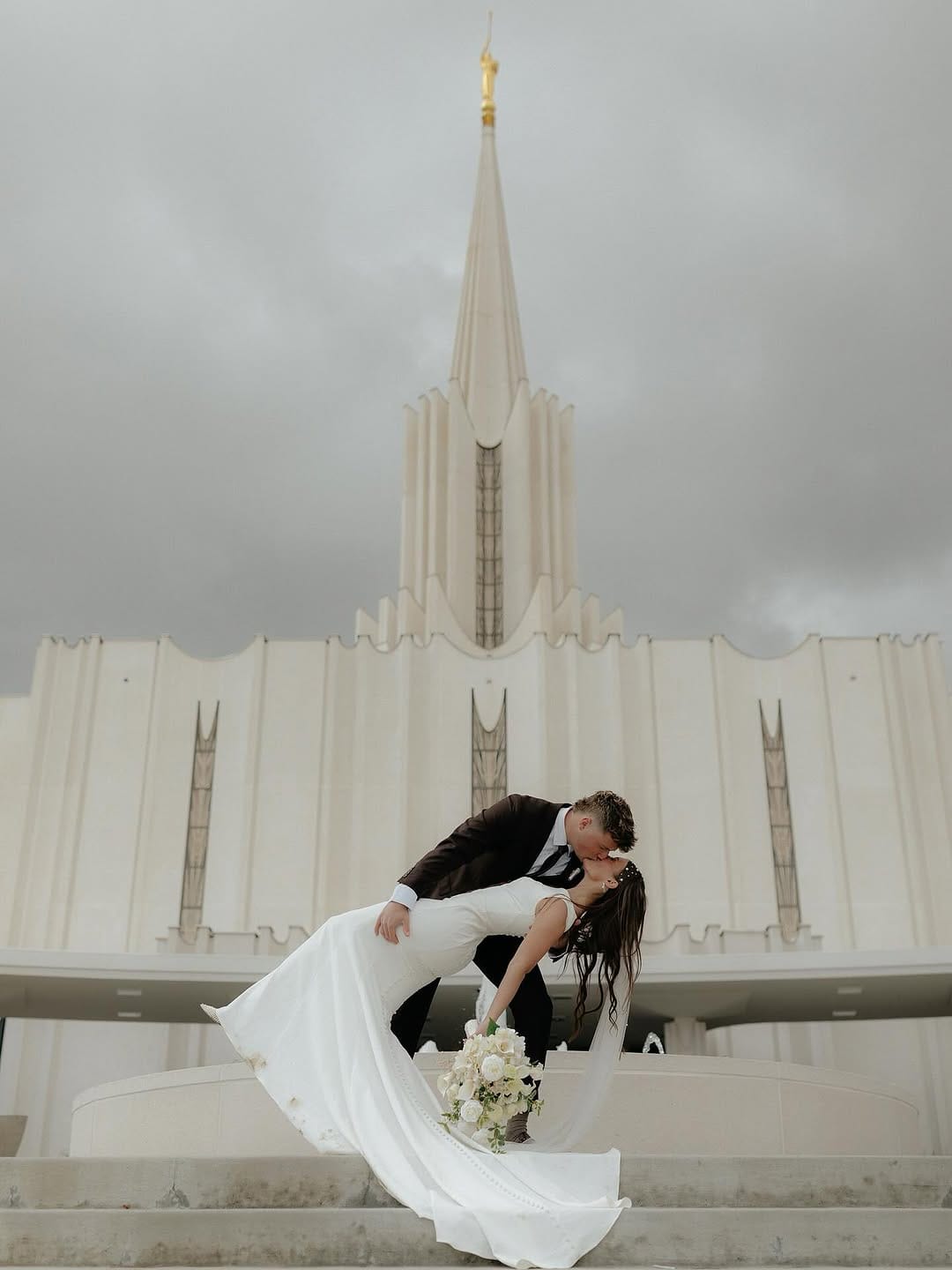 Post 9 by Calli VandenBos | UT Wedding + Family Photographer on Instagram (carousel)