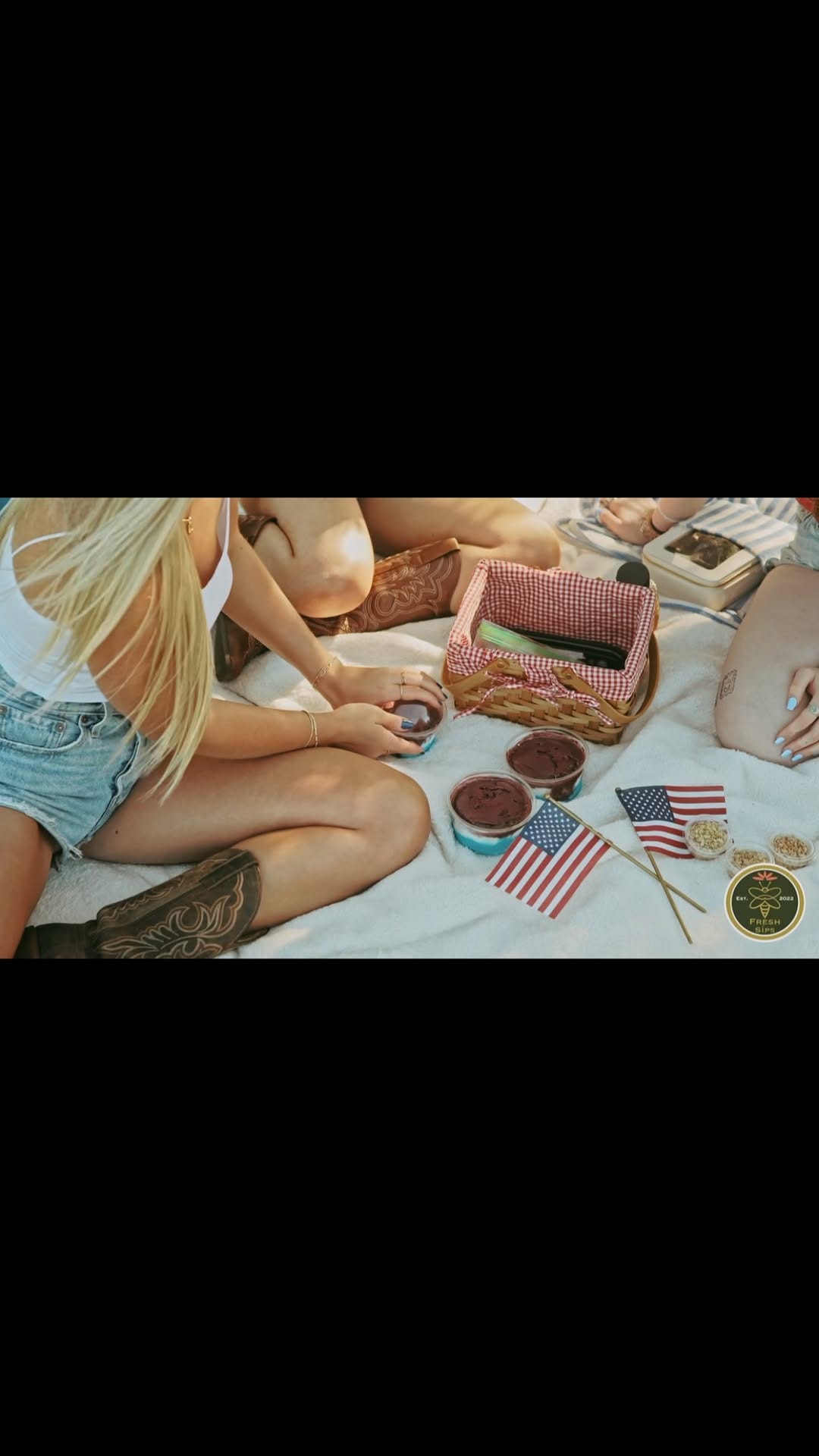 Post 2 by FROZZEN SECOND STUDIOS on Instagram (video)