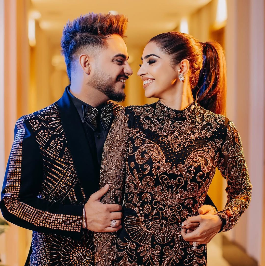 Post 10 by Manaswini Goyal- MakeupArtist on Instagram (carousel)