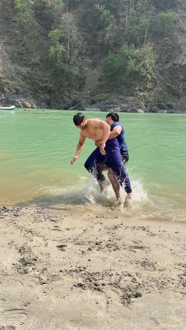 Post 8 by Amit joon on Instagram (video)