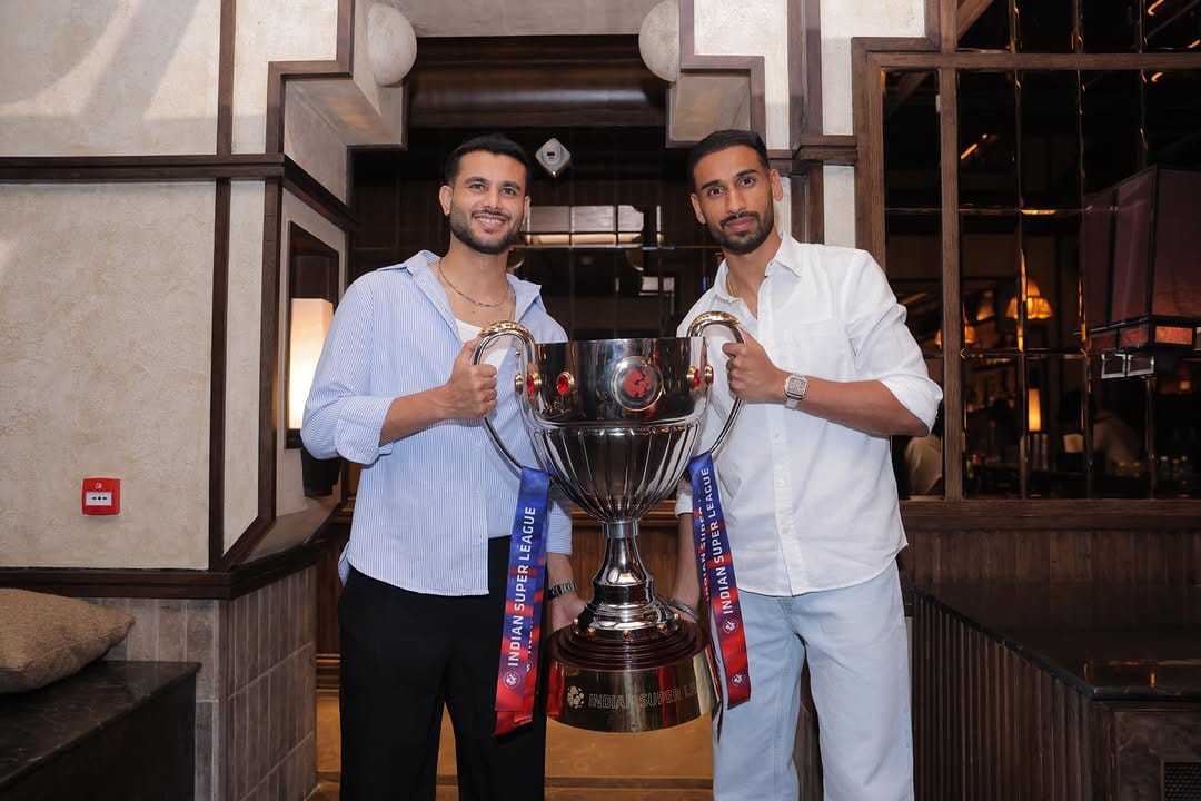 Post 1 by Anwar ali on Instagram (carousel)