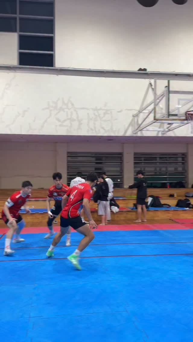 Post 1 by Dong Geon Lee 이동건 🇰🇷 on Instagram (video)