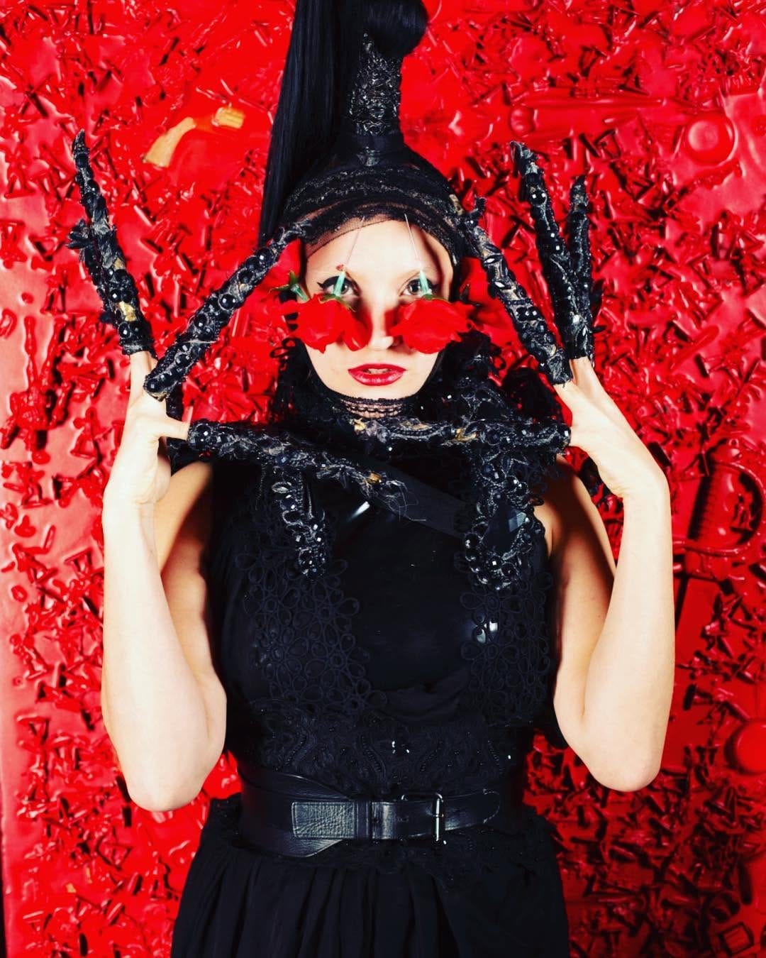 Post 4 by Sam Fielding on Instagram (image)
