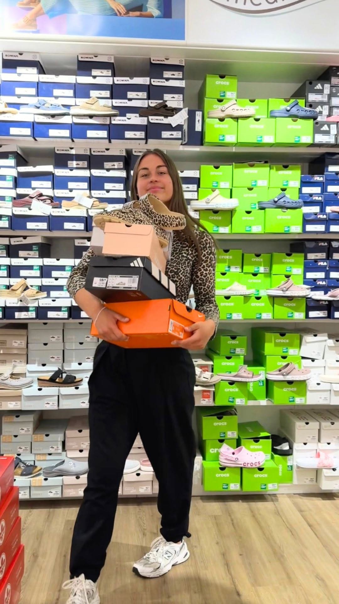 Post 10 by Regensburg Arcaden on Instagram (video)