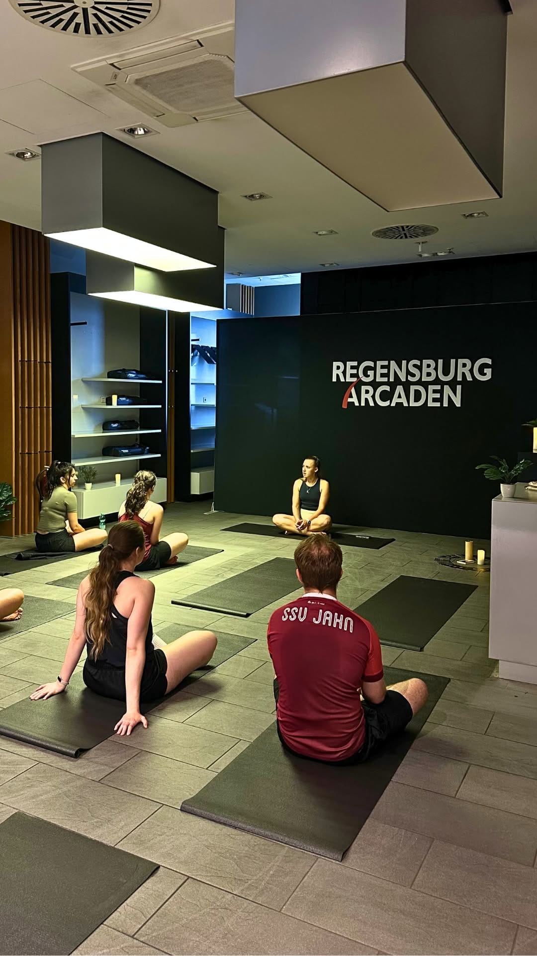 Post 3 by Regensburg Arcaden on Instagram (video)