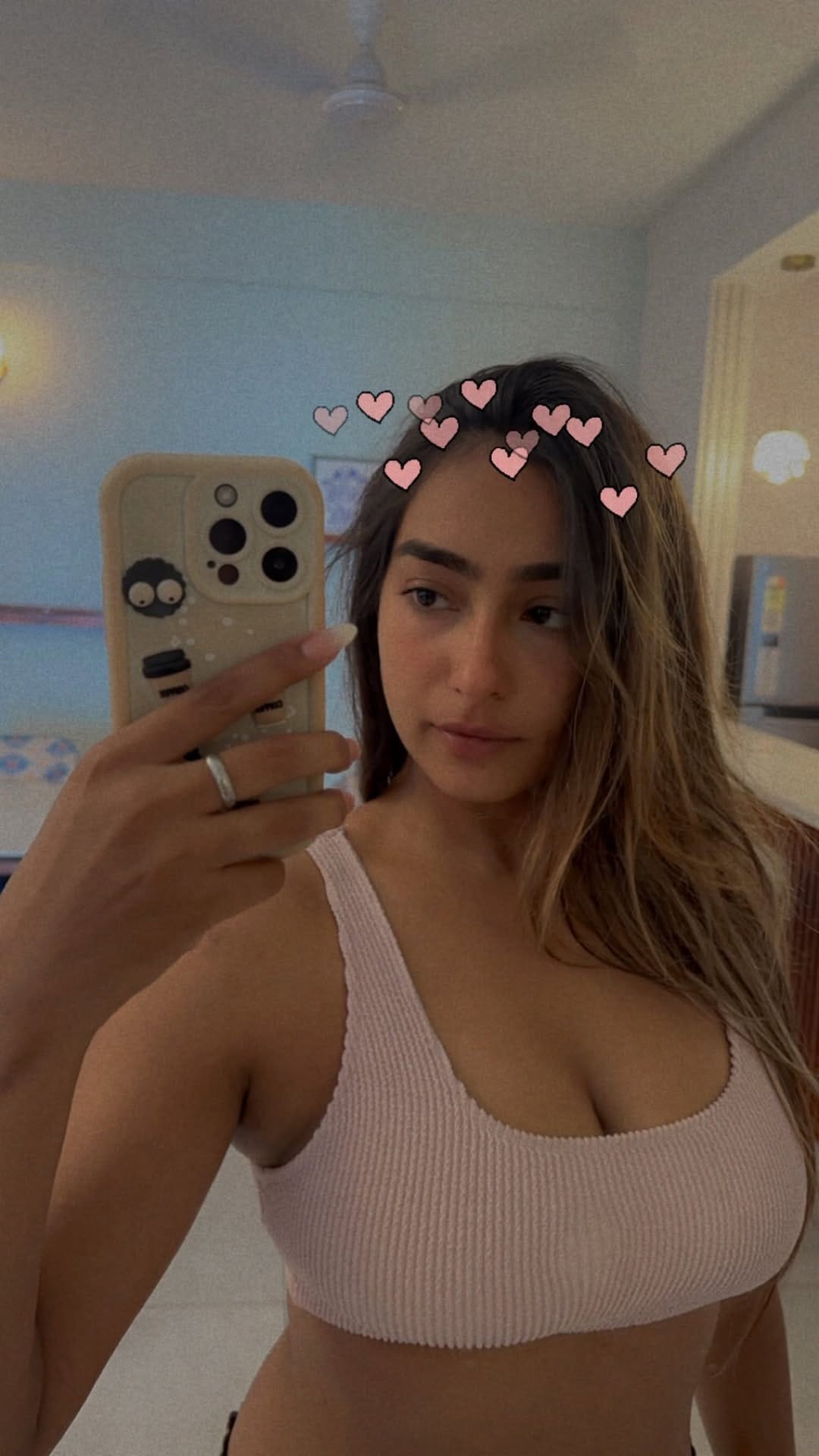 Post 9 by komu🖤🚩 on Instagram (video)