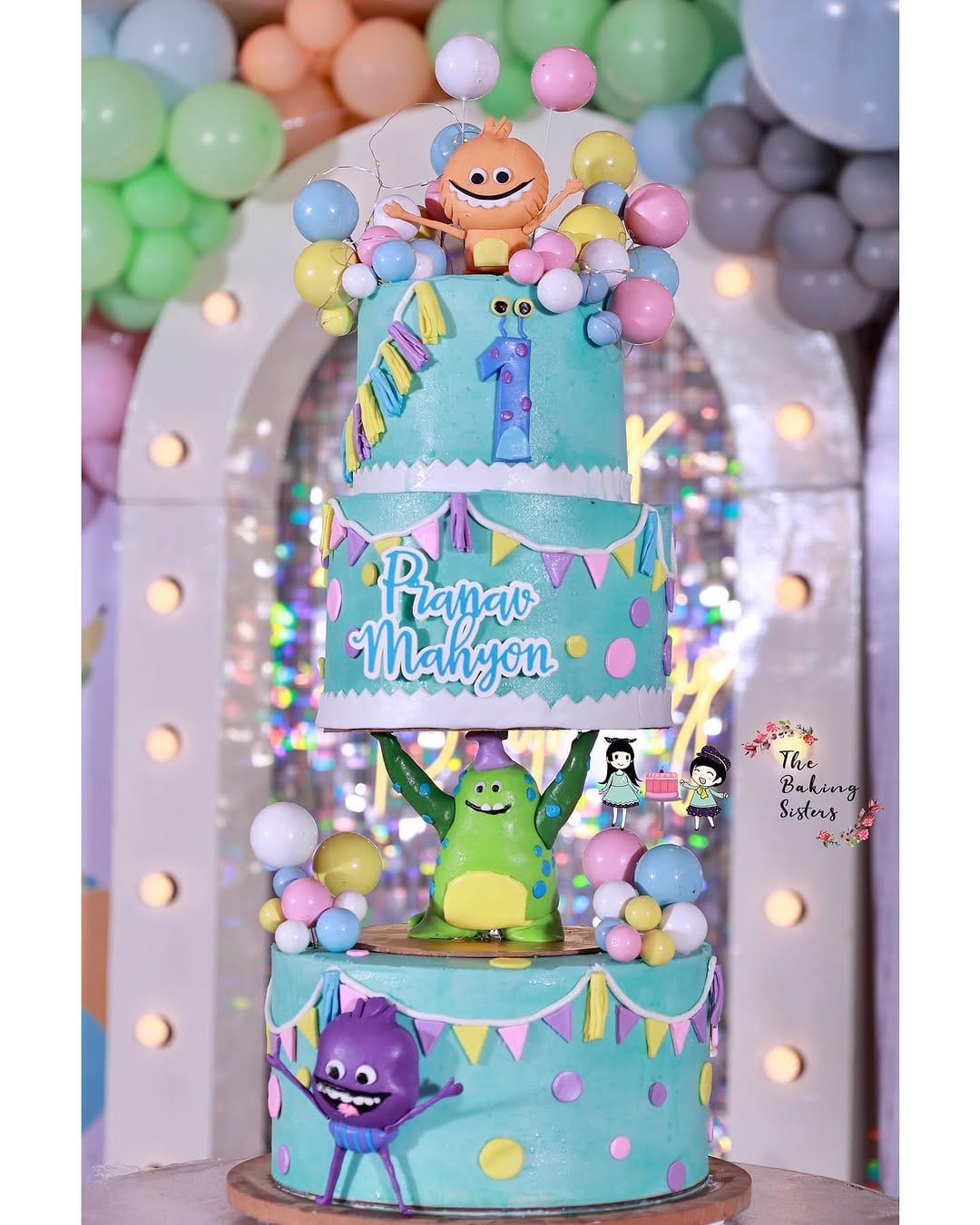 Post 9 by Devika Manikandan | Chennai Cake Artist & Instructor on Instagram (carousel)