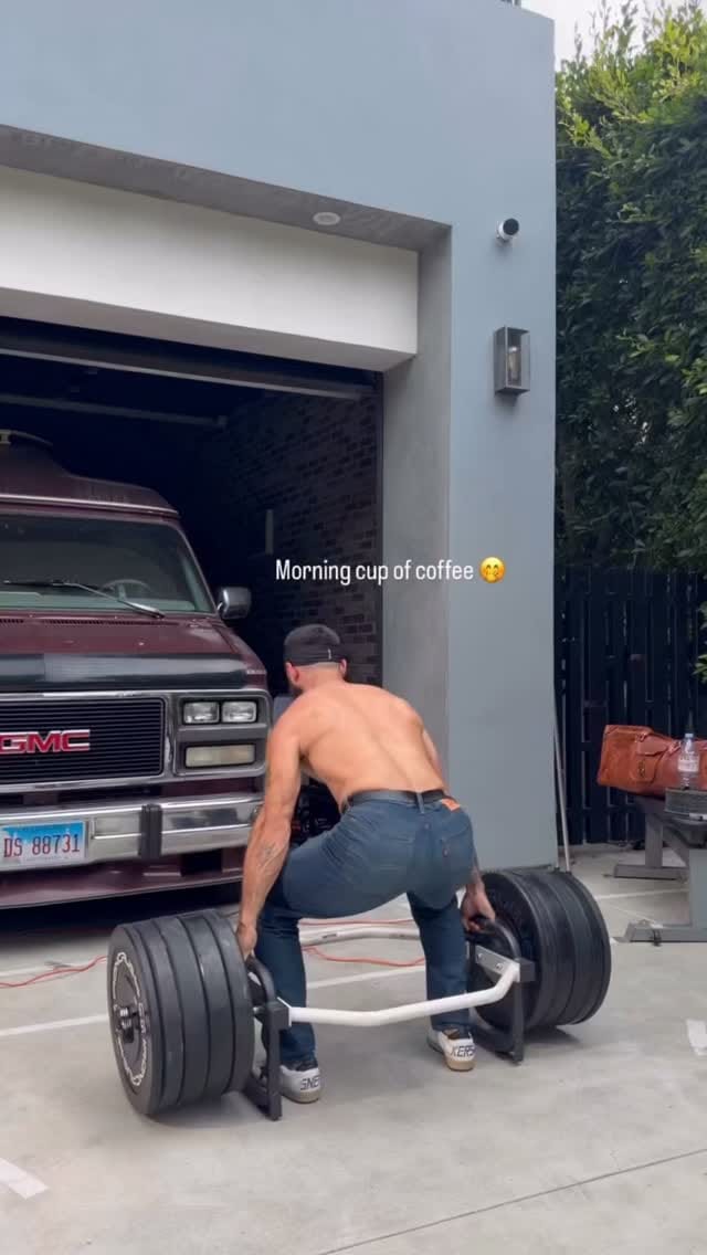 Post 4 by ANATOLY FITNESS💪🏋‍♂ on Instagram (video)