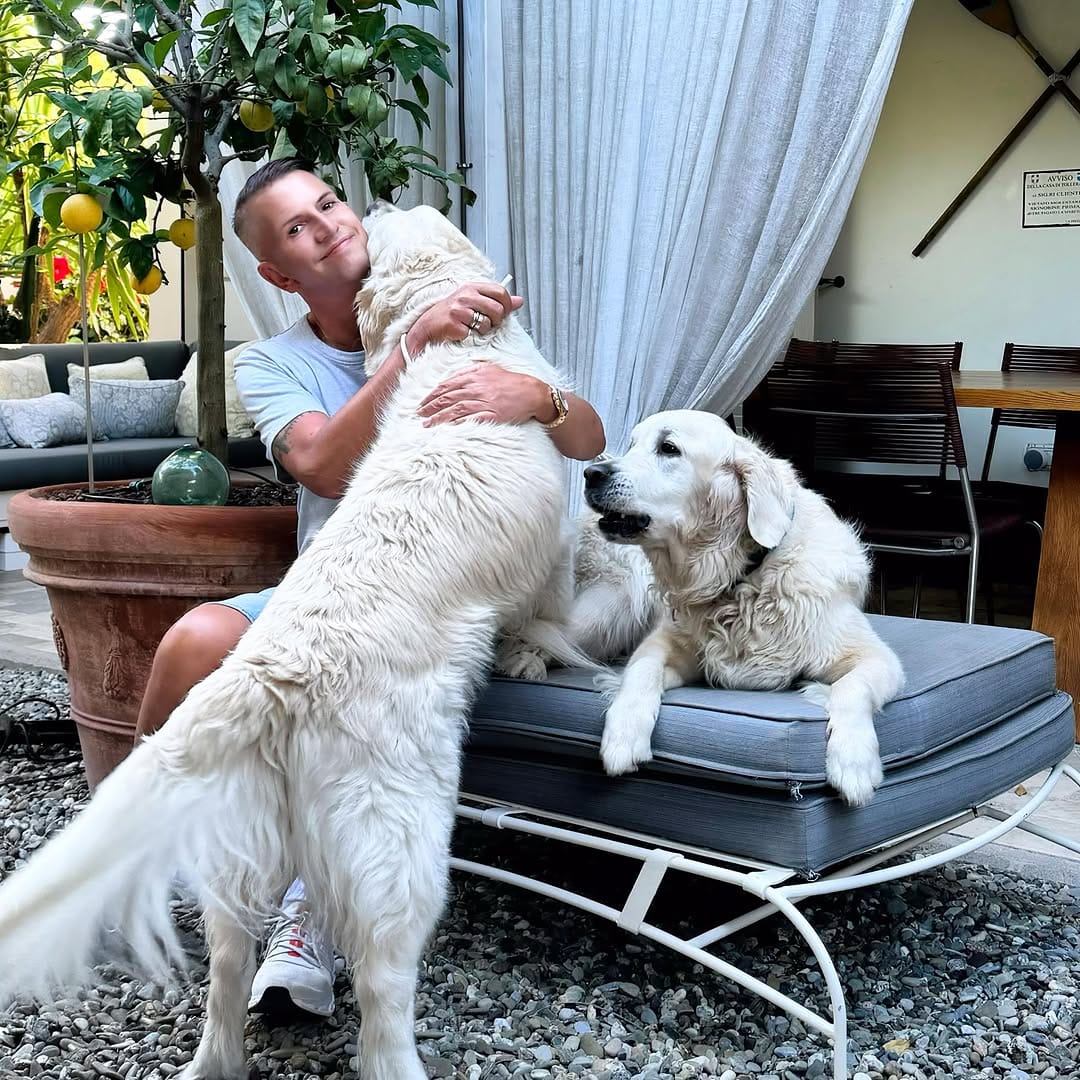 Post 3 by Wolf Sundermann 💚🤍❤️ on Instagram (image)