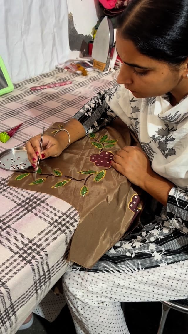 Post 9 by Alisha Sabharwal on Instagram (video)