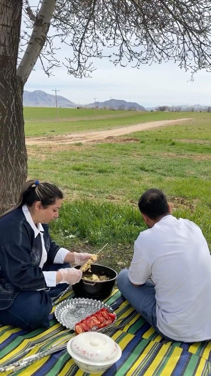 Post 7 by Huda berehpour on Instagram (video)