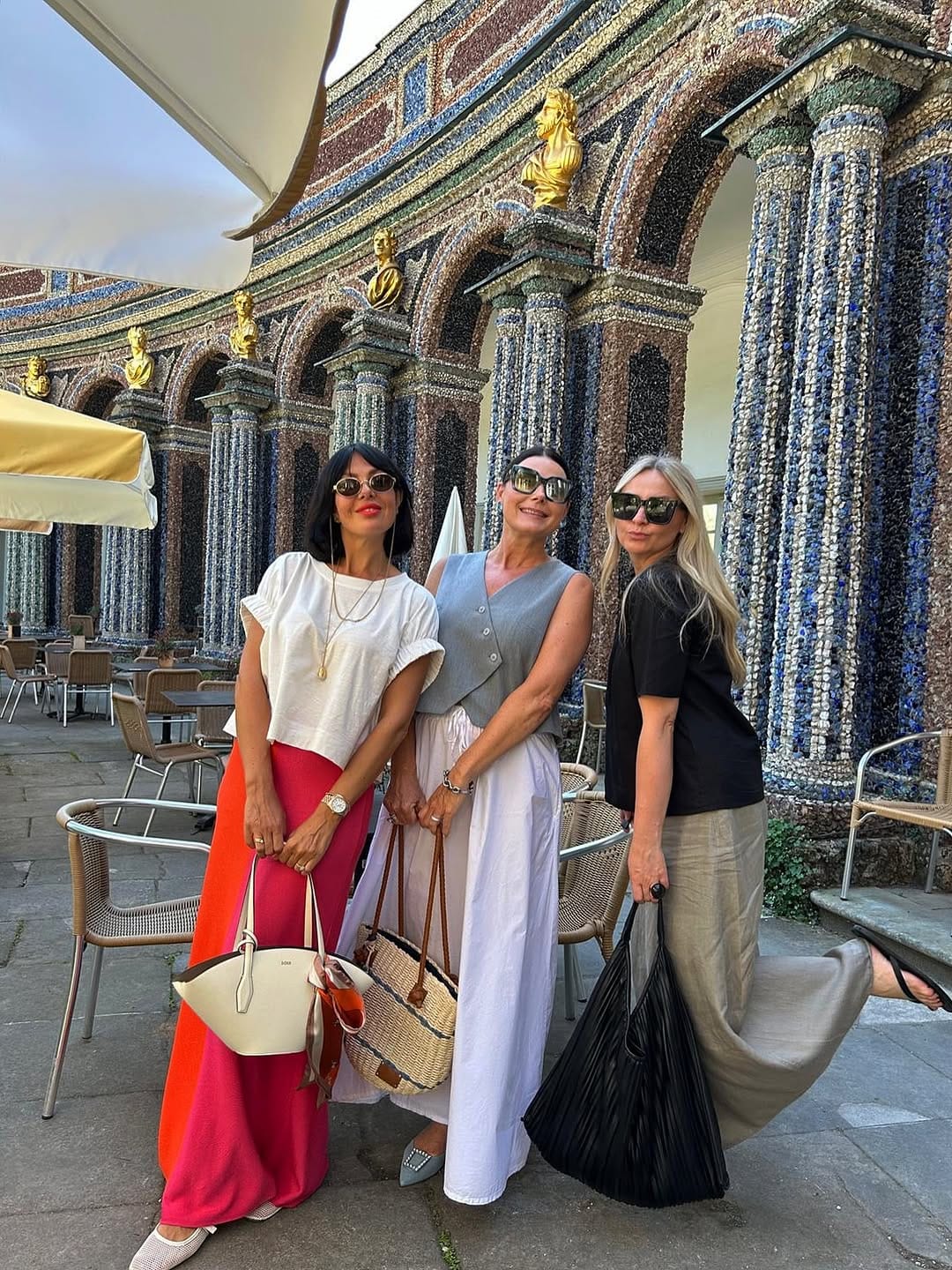 Post 5 by Irina Ray on Instagram (carousel)