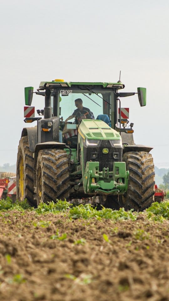 Post 10 by Agri Farming on Instagram (video)